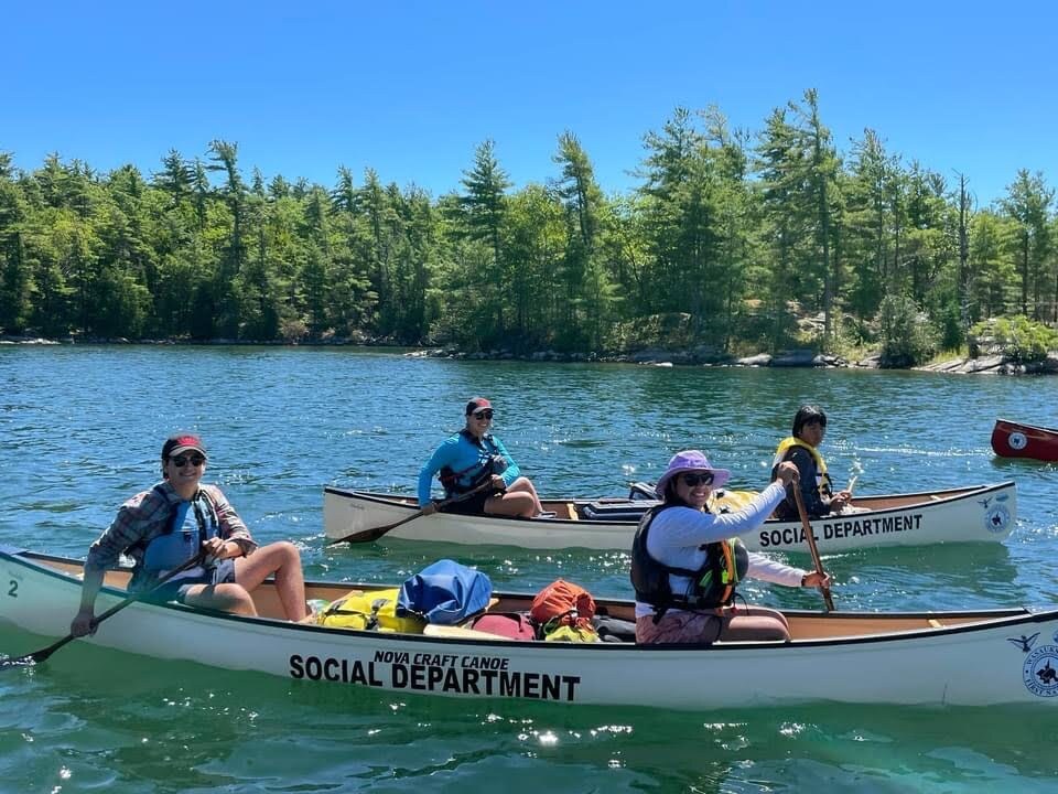 Participants in the Bemishkaajig canoe trip around
Wasauksing First Nation.